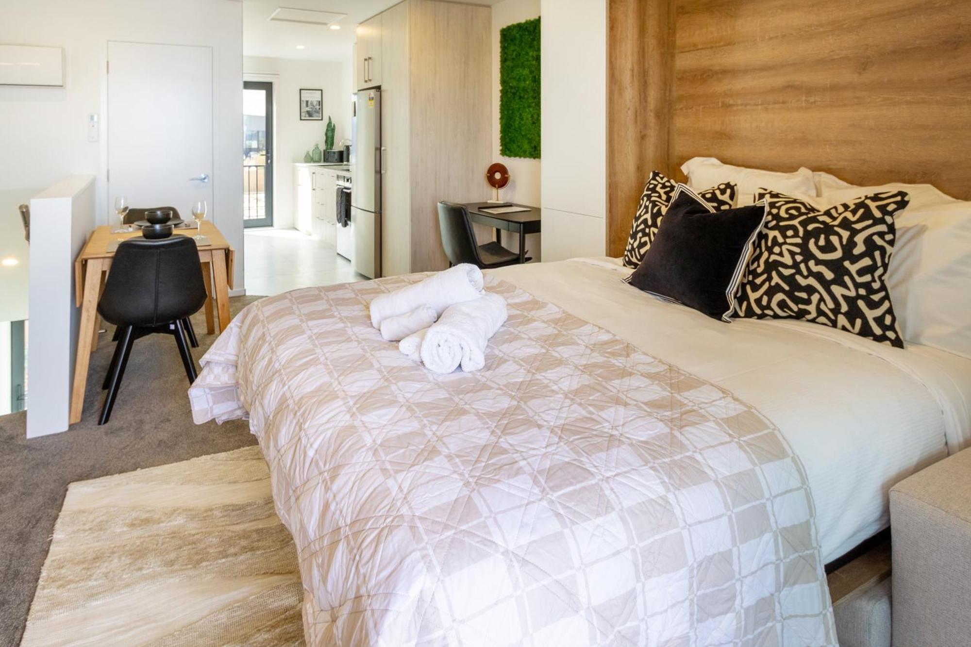 Prime Locale: Studio With Balcony Christchurch Zewnętrze zdjęcie