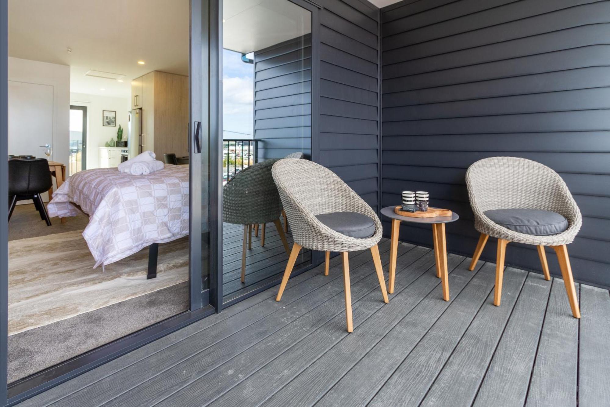 Prime Locale: Studio With Balcony Christchurch Zewnętrze zdjęcie